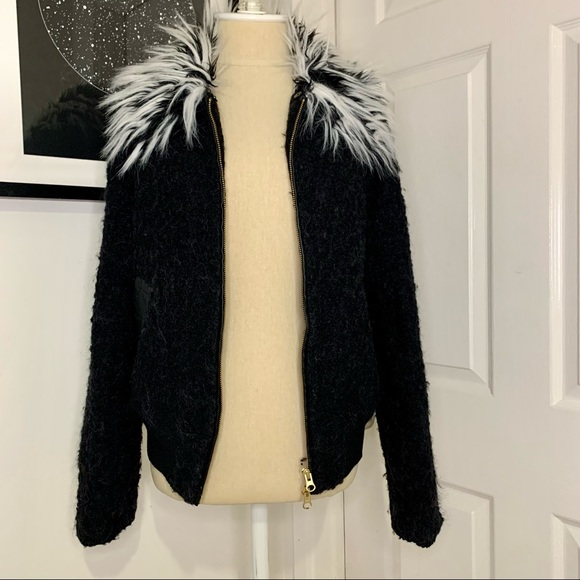Designer ELLIE MAE Black Alea Faux Fur Collar Bomber Jacket size 2 - Picture 3 of 7